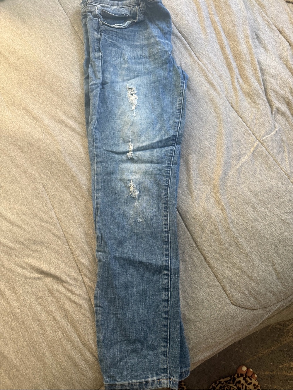 Classic Straight-Leg Women’s Jeans in Light Blue